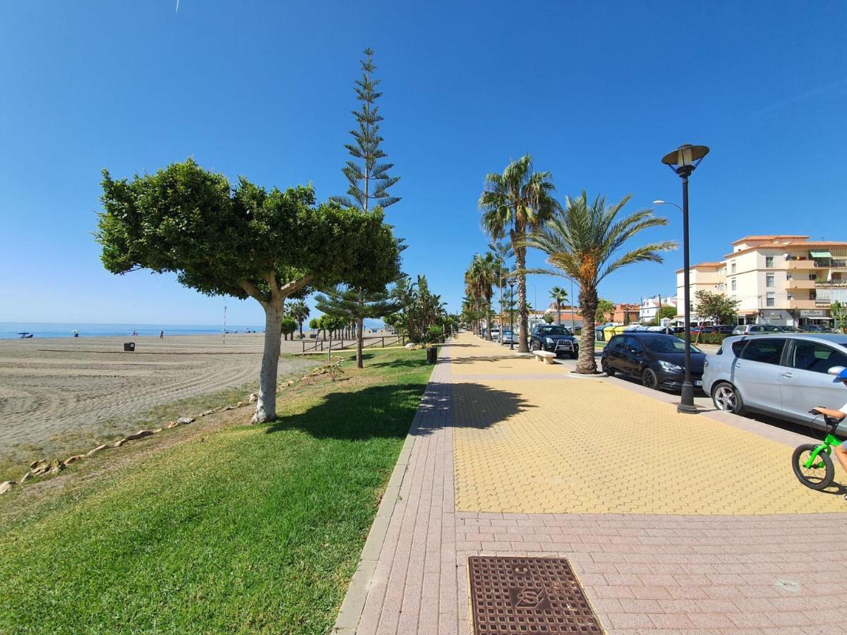 Boutique Apartment Near The Beach, 1 Gbps Wi-Fi Μάλαγα Εξωτερικό φωτογραφία