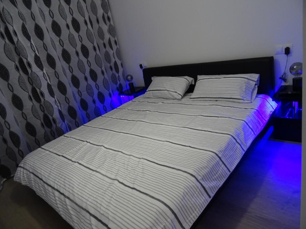 Boutique Apartment Near The Beach, 1 Gbps Wi-Fi Μάλαγα Εξωτερικό φωτογραφία